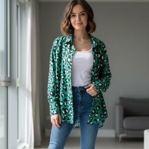 NWOT Silky Animal Print buttoned shirt blouse